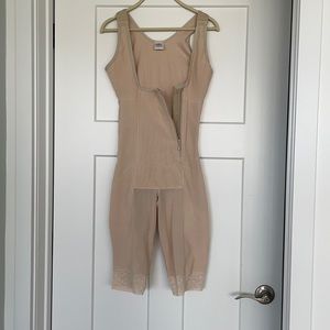 High compression body suit Faja: post op tummy tuck, liposuction bbl.